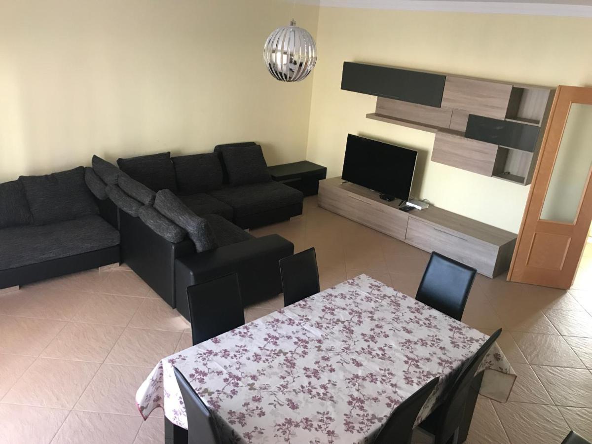 Apartamento T3 Al-Gharb アルマカオ・デ・ペラ エクステリア 写真